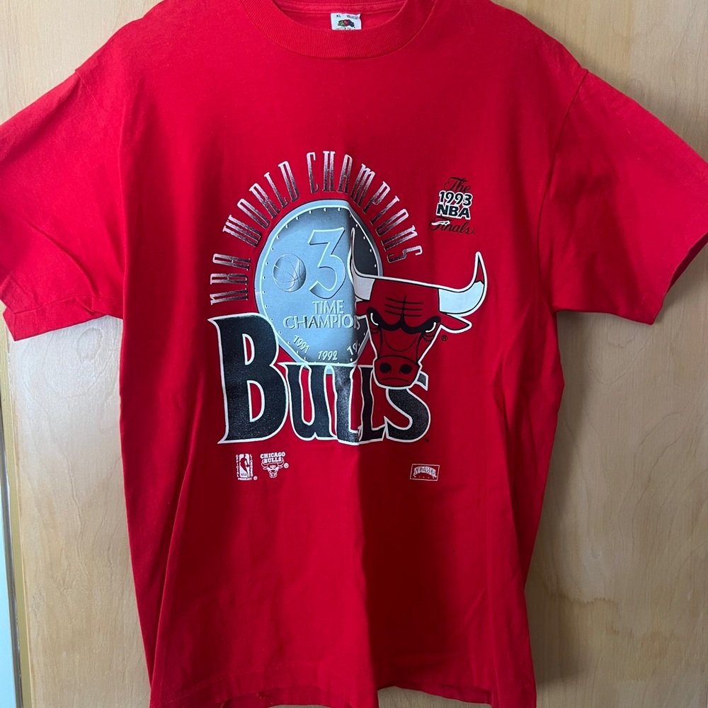 Vintage 1993 Chicago Bulls 3 Peat Championship Shirt